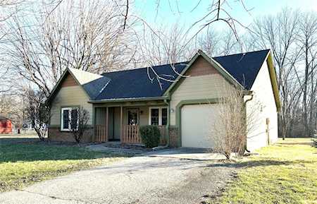 9511 E 12th St E Indianapolis, IN 46229