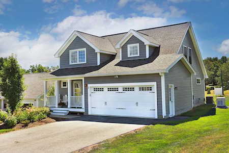 1 Sunset Ln Brentwood, NH 03833
