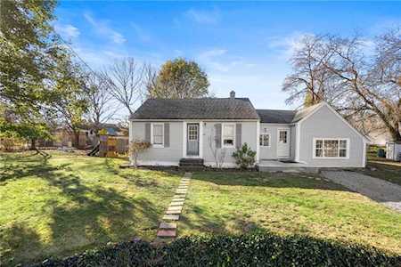 25 Tobey Ct Warwick, RI 02886