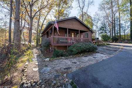 7175 Gate Drive Thomasville, NC 27360