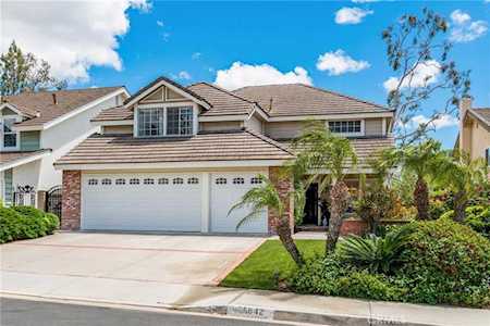 25642 Fallenwood Lake Forest, CA 92630