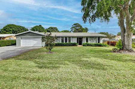 3030 Fernwood Drive Boynton Beach, FL 33435