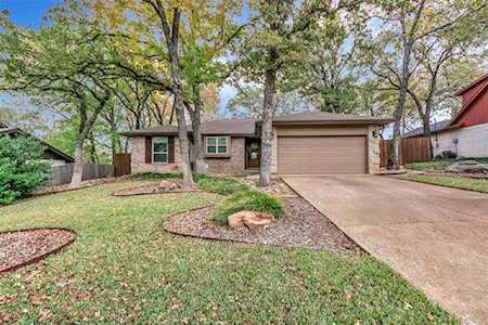 411 Lake Vista E Highland Village, TX 75077