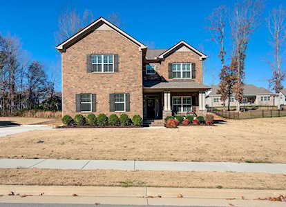 7114 Sweetbriar Cir Fairview, TN 37062