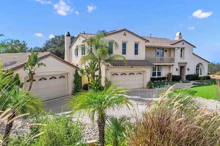 27142 Tumbleweed Trail Valley Center, CA 92082