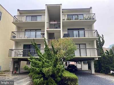 9 80th St #202 Ocean City, MD 21842