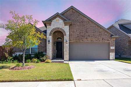 5808 Stonefield Lane Fort Worth, TX 76137