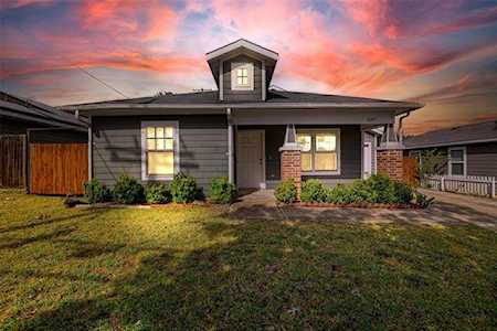 5317 Greenlee Street Fort Worth, TX 76112