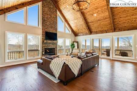 94 Silver Fox Ridge Beech Mountain, NC 28604