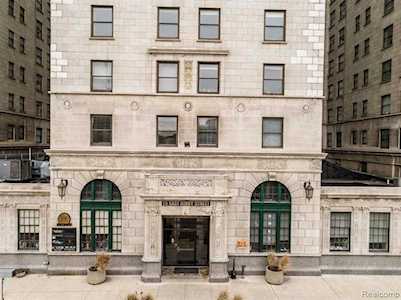 15 E Kirby St #628 Detroit, MI 48202