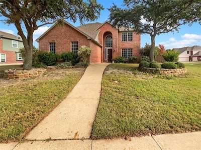 8004 Cripple Creek Drive Fort Worth, TX 76179