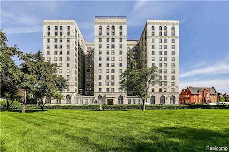 15 E Kirby #1130 Detroit, MI 48202