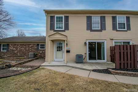 34275 Garfield Circle Fraser, MI 48026