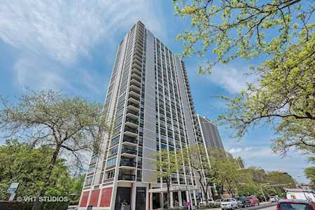 1455 N Sandburg Terrace #1406B Chicago, IL 60610