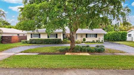 767 N Dory Road North Palm Beach, FL 33408