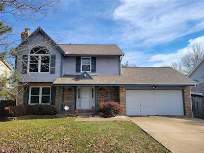934 Sulphur Spring Rd Manchester, MO 63021