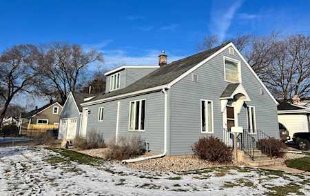 1119 Harrison St Neenah, WI 54956