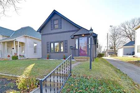 1453 Clinton St Noblesville, IN 46060