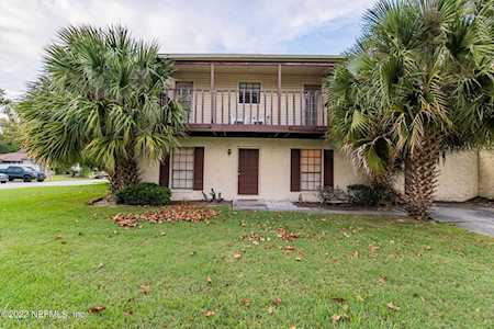 2111 The Woods DR Jacksonville, FL 32246