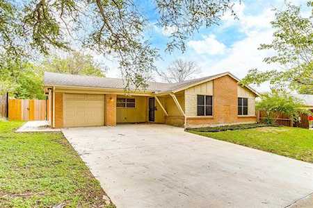 5213 Cockrell Avenue Fort Worth, TX 76133