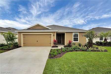 841 Franklin Ct Immokalee, FL 34142