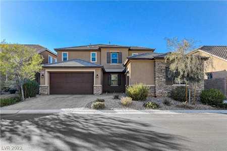 8767 Pinley Spring St Las Vegas, NV 89113