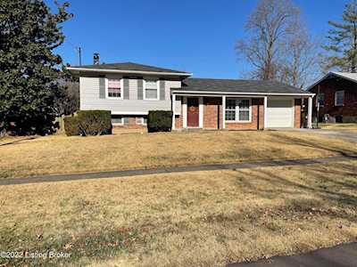 12221 Crosswinds Dr Louisville, KY 40243
