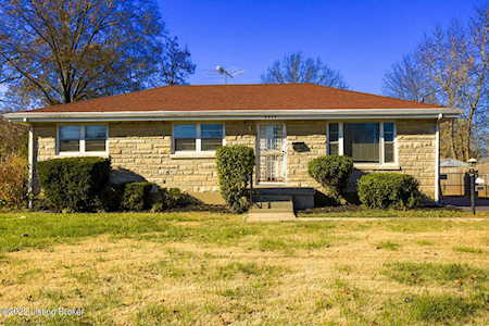 4910 Forest Park Dr Louisville, KY 40219