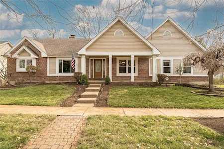 320 Penshurst Place Chesterfield, MO 63017