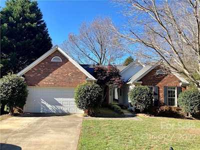 6130 Garamond Ct Charlotte, NC 28270