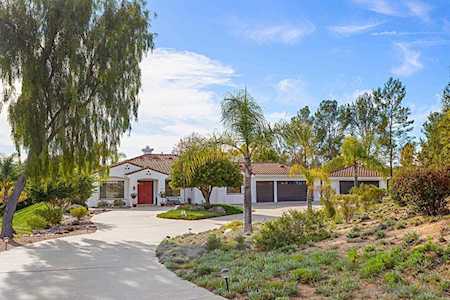 3120 Knottwood Way Fallbrook, CA 92028