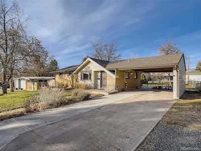 6059 S Elizabeth Way Centennial, CO 80121