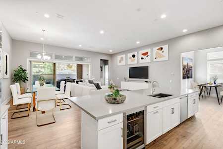 23387 N 74th Place Scottsdale, AZ 85255