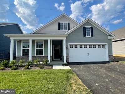 119 Congressional Ct Moorestown, NJ 08057