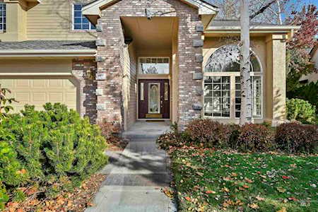 1228 S River Flow Way Eagle, ID 83616