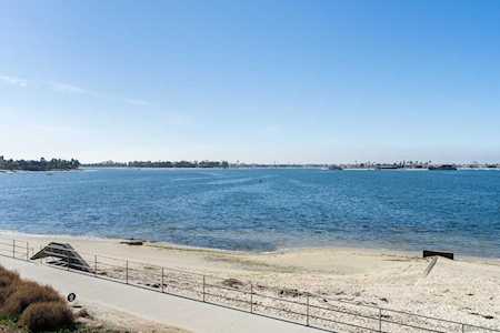 1452 Oliver Ave San Diego, CA 92109