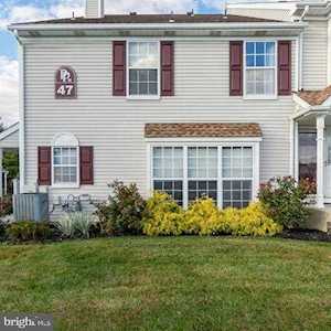 4701 Aberdeen Ln Blackwood, NJ 08012