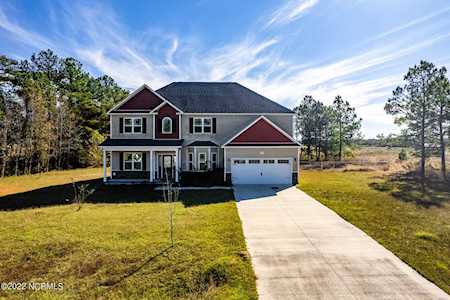 185 Baysden Road Chinquapin, NC 28521