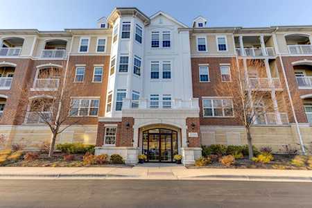 2750 Commons Dr #309 Glenview, IL 60026