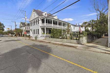 14 Gadsden St Charleston, SC 29401