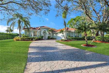 8941 Creek Run Dr Bonita Springs, FL 34135