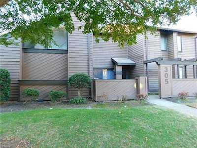 305 Rutherglen Muse Virginia Beach, VA 23452