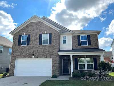 4517 Meshack Ave Charlotte, NC 28213