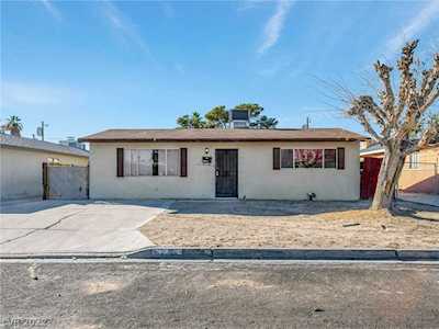 310 Vandalia St Las Vegas, NV 89106