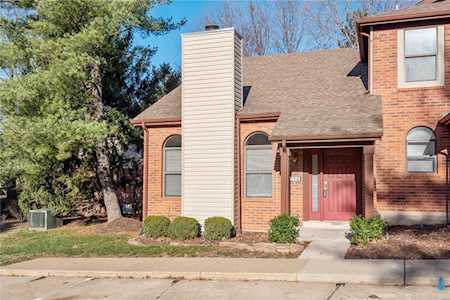 15621 Ferncreek Dr Chesterfield, MO 63017