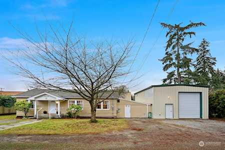 18529 Linden Ave N Shoreline, WA 98133