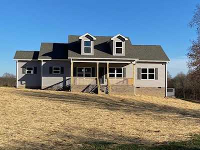 240 Lauren Ln Westmoreland, TN 37186