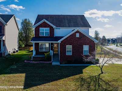 6901 Caitlynn Way Louisville, KY 40229