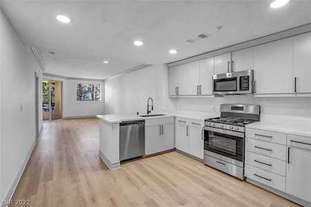 210 E Flamingo Rd #104 Las Vegas, NV 89169