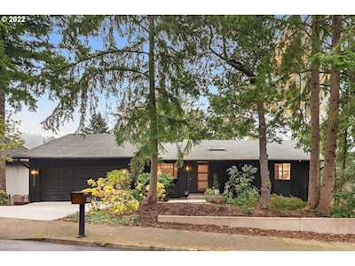 3080 SW Raleighview DR Portland, OR 97225